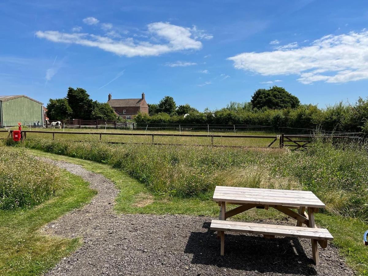 Manor Farm Stay Sutton-on-Sea Esterno foto