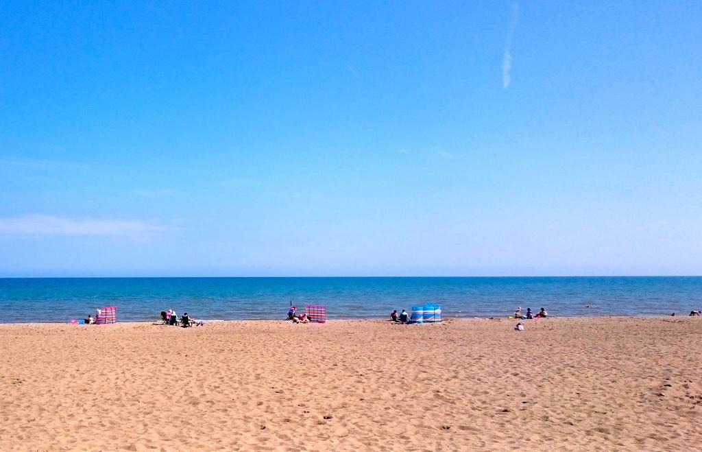 Manor Farm Stay Sutton-on-Sea Esterno foto