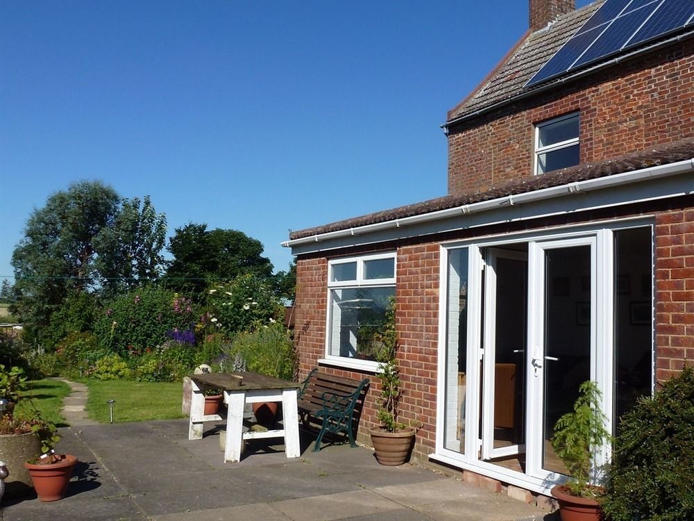 Manor Farm Stay Sutton-on-Sea Esterno foto