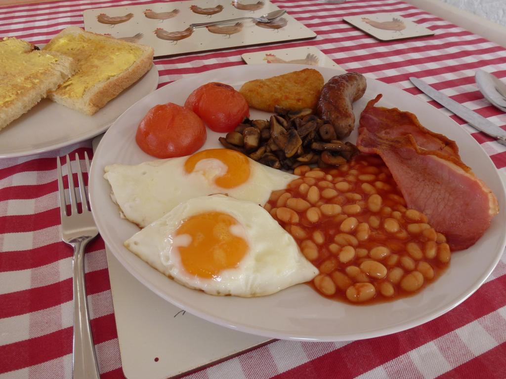 Manor Farm Stay Sutton-on-Sea Esterno foto